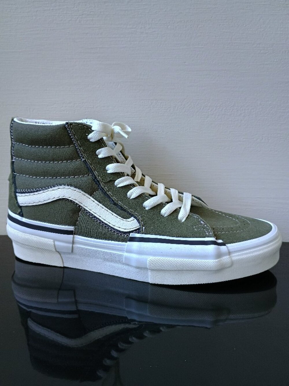 Vans Women's Sk8-Hi Reconst Suede / Canvas in Practical Durability Olive Camo